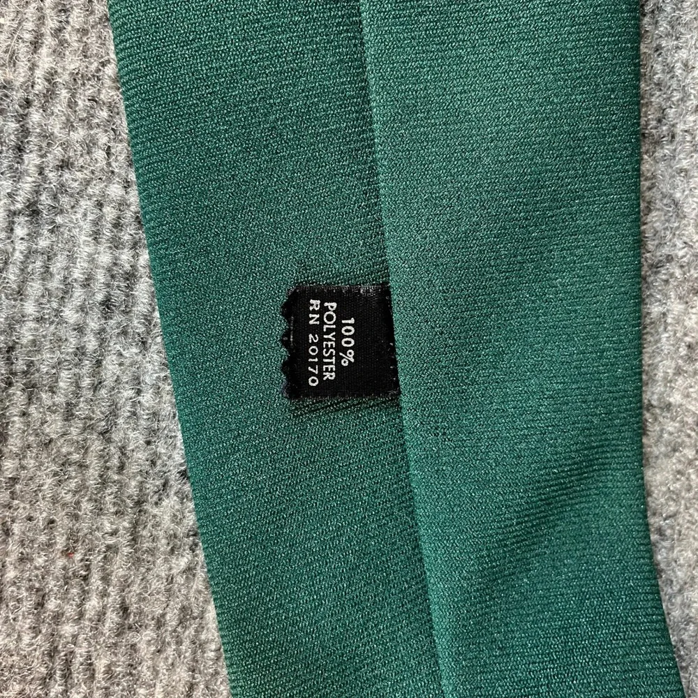 Cabrelli Collection Mens Forest Green Solid Polyester Necktie 54.5 Inch